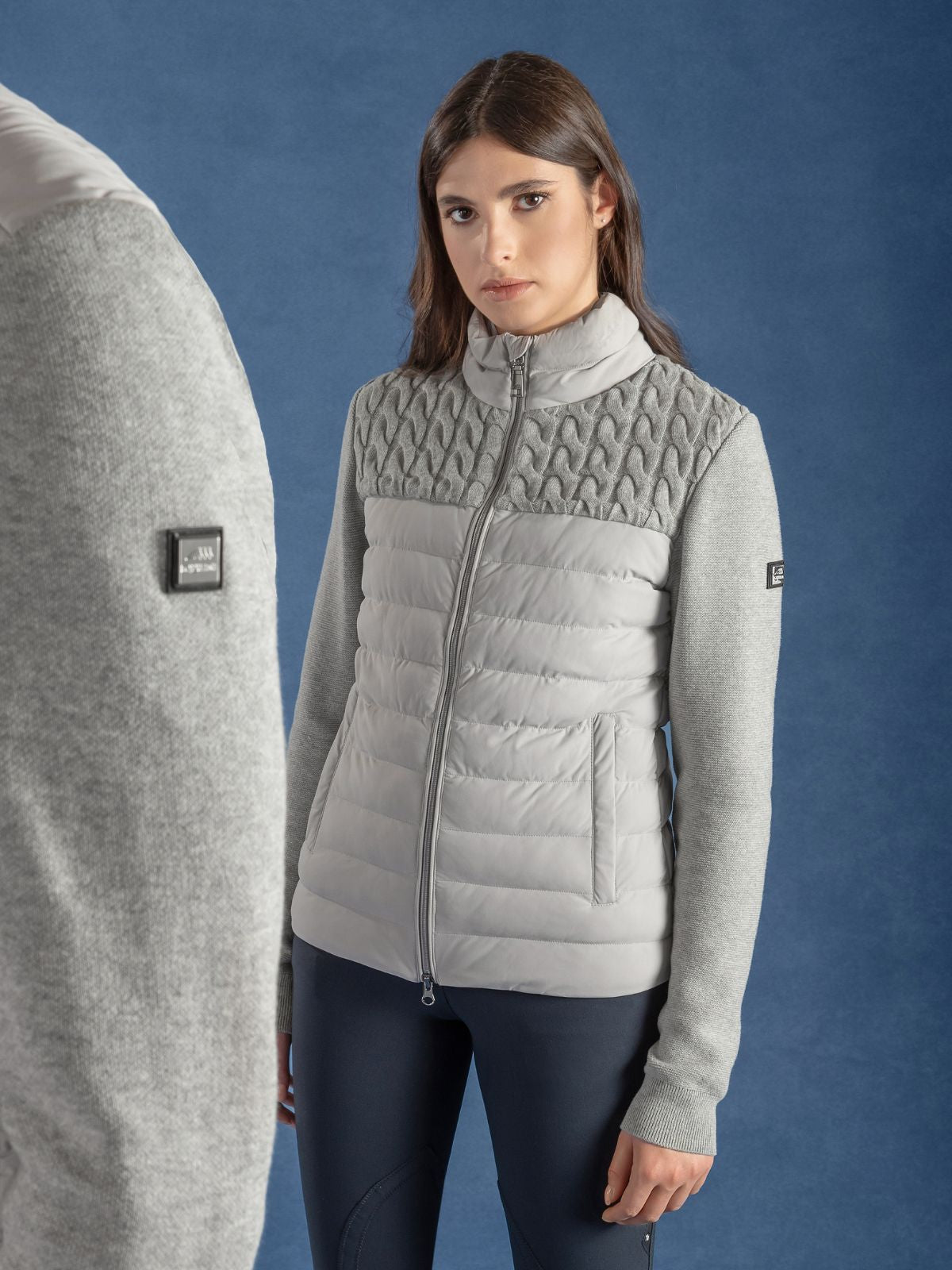 SOFTSHELL IMBOTTITO CON MANICHE IN MAGLIA