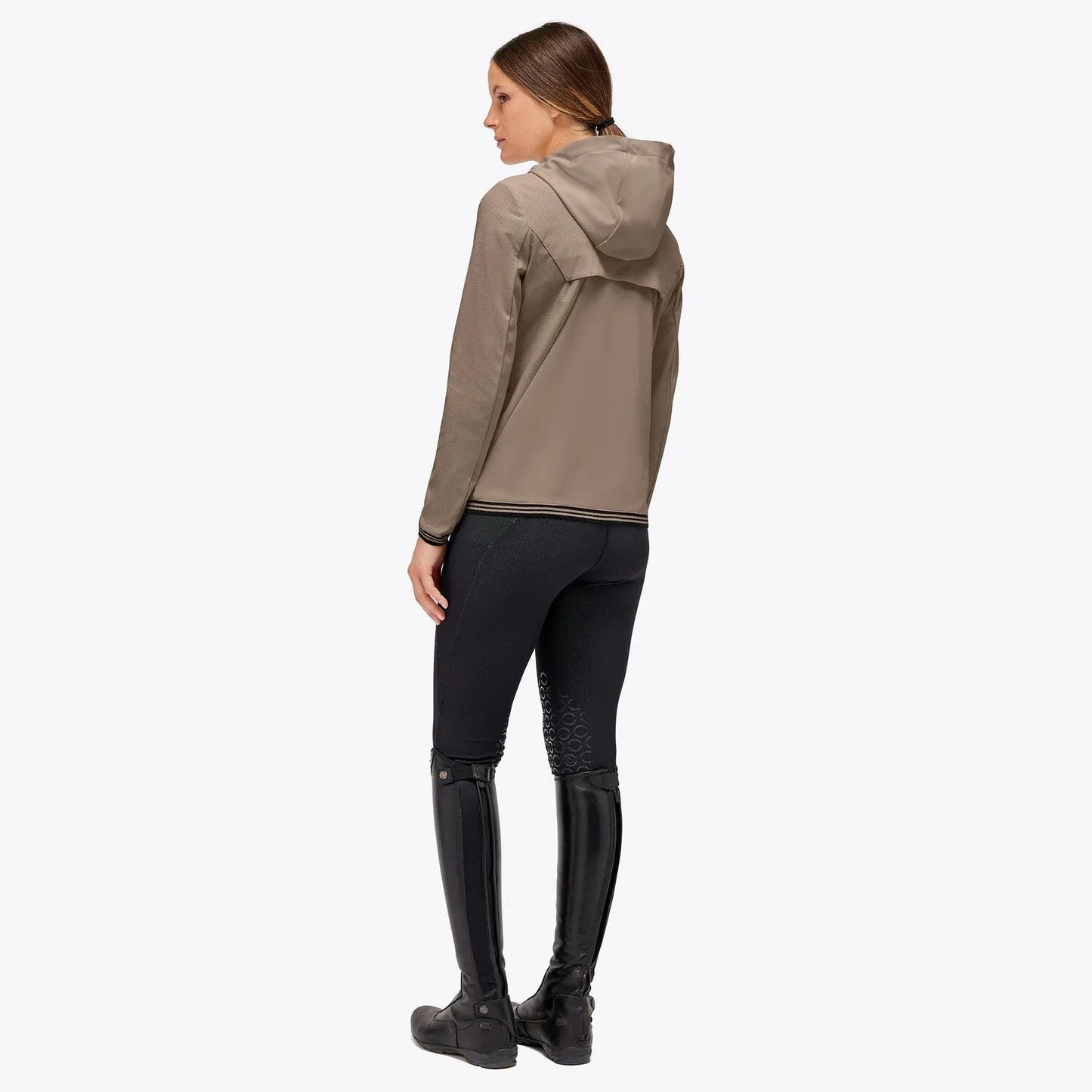 SOFTSHELL TRAFORATO IN JERSEY FULL ZIP CON CAPPUCCIO