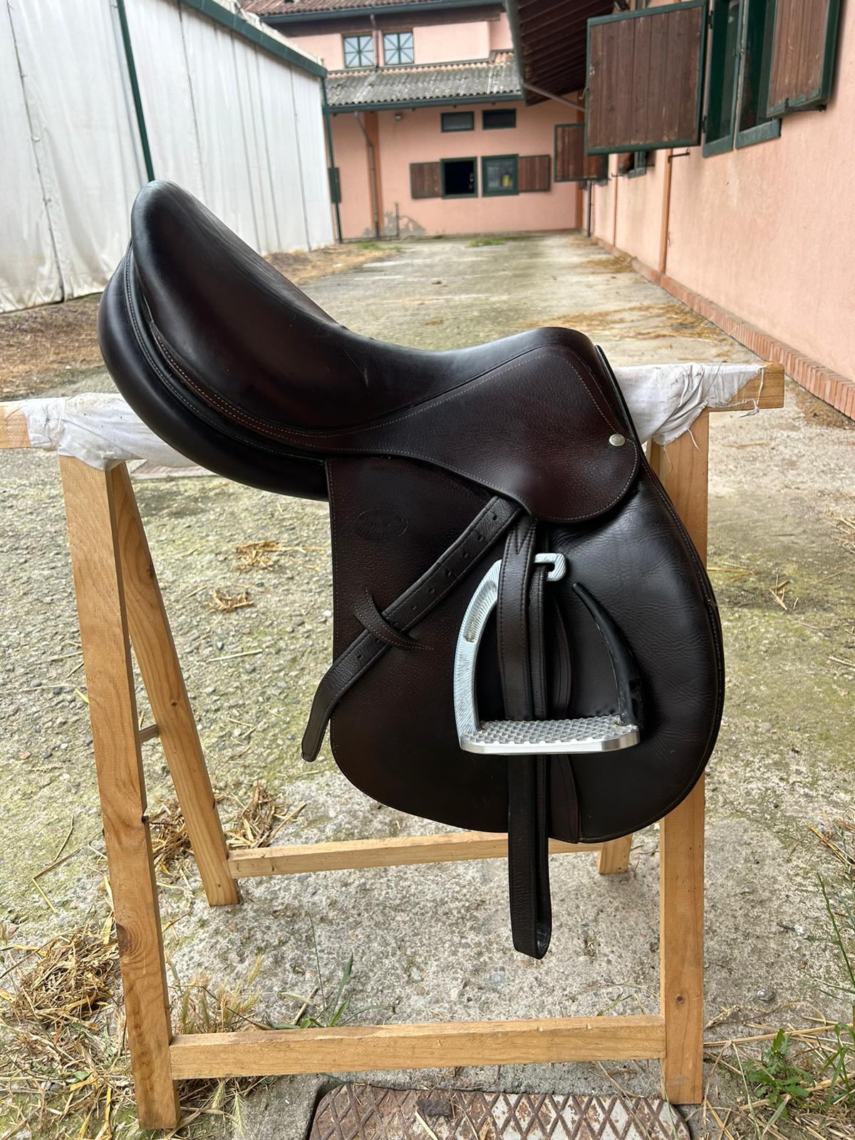 SELLA DA SALTO USATA DEVOUCOUX