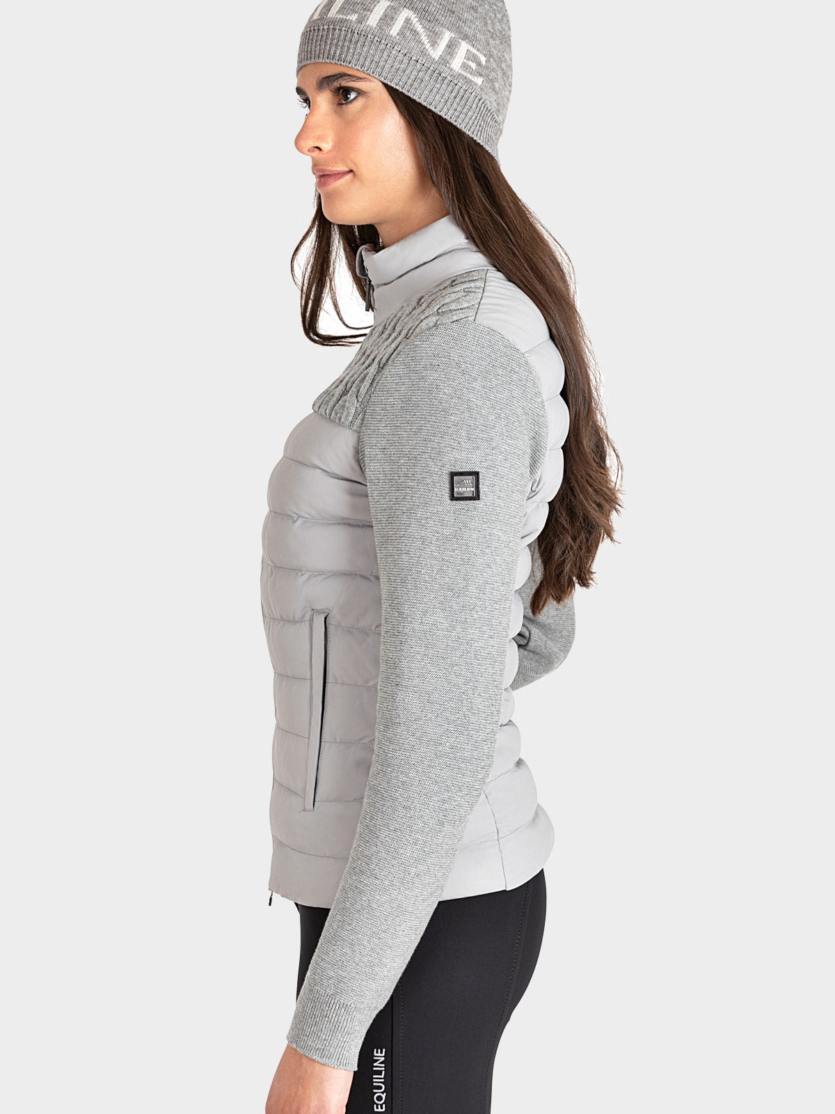 SOFTSHELL IMBOTTITO CON MANICHE IN MAGLIA